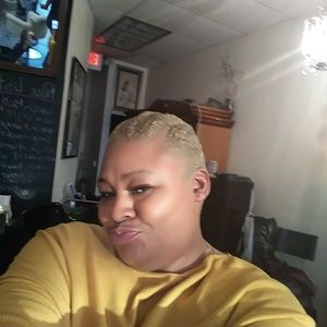 Meet your Posher, Marlean